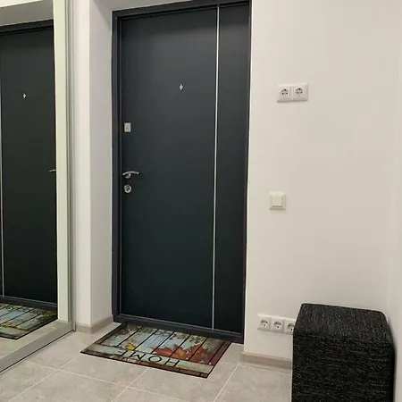 Апартаменты West Street Lux