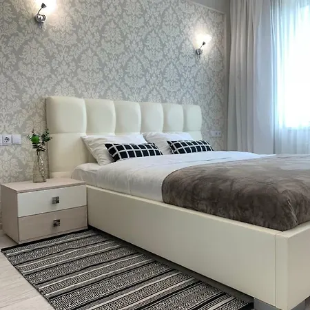 West Street Lux Апартаменты